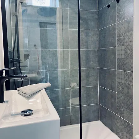 Hafencity App No 6 *